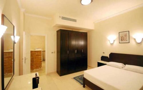 غرف-فندق-ريجينا-نويبع-من-شركة-الحرية-للحلول-التسويقية-والعقارية-مكرم-عبيد